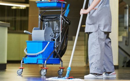 Kat Hizmetlerinde Zemin Temizliği